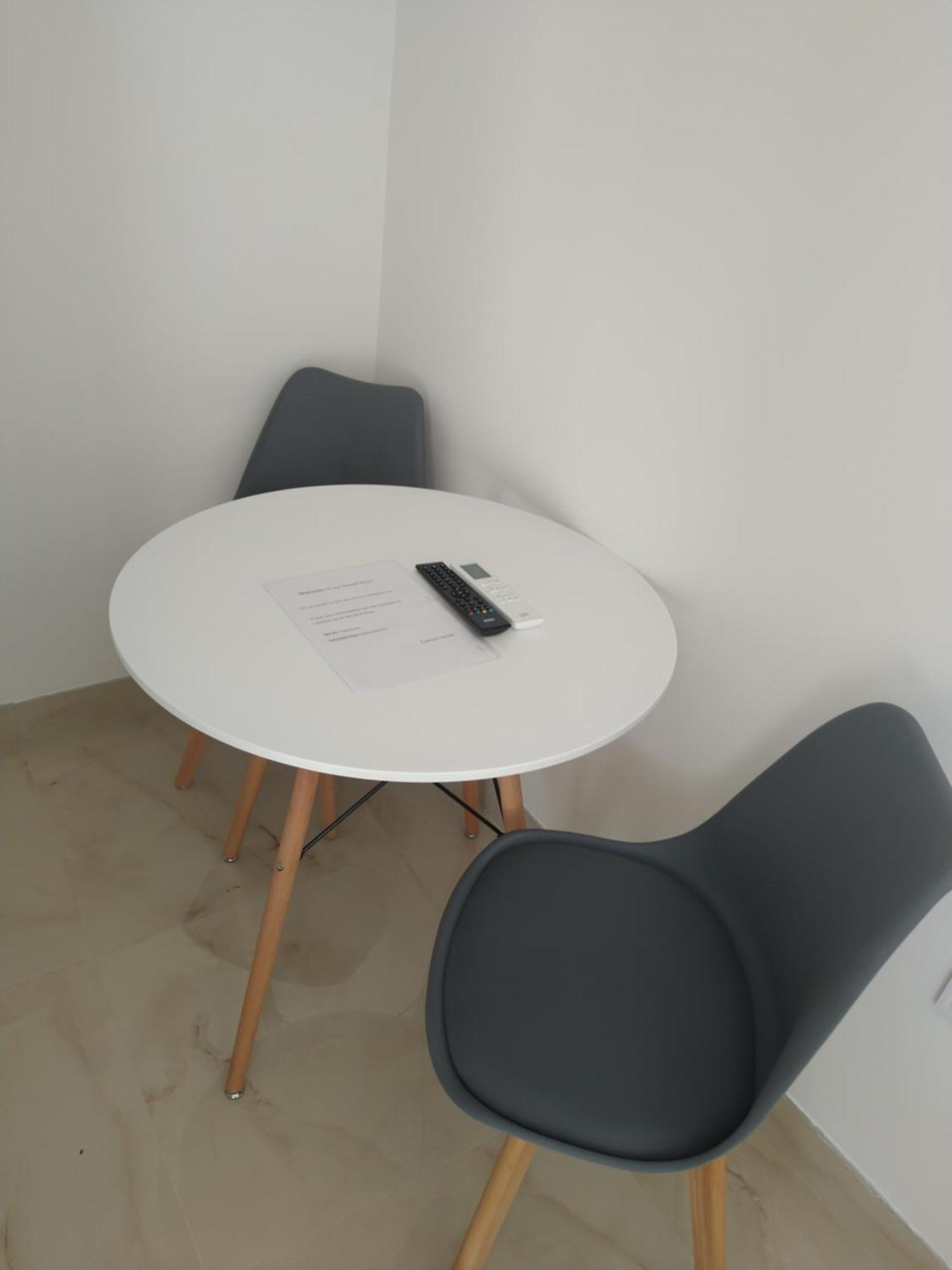 Hostel Vera - Airport Podgorica Mitrovici  ห้อง รูปภาพ